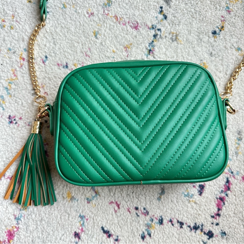 Green crossbody bag